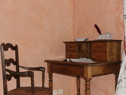 Les Roses De Montherlant Bagian luar foto